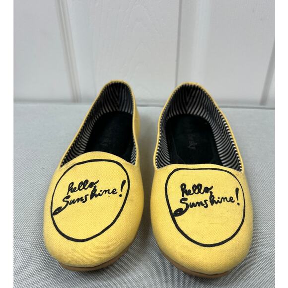 Loly in the Sky Sonia Flats Yellow 'Hello Sunshine' Flats Loafers Women's Size 6 - Picture 3 of 9